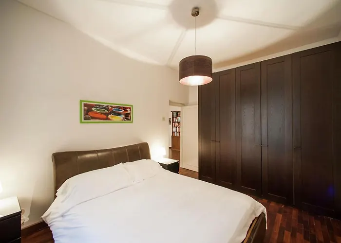 Apartment Base In The Appio Latino *