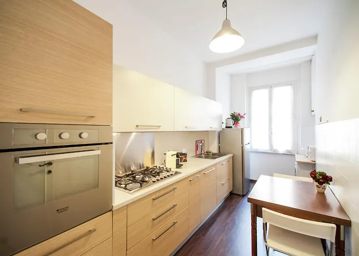 Base In The Appio Latino Apartment *